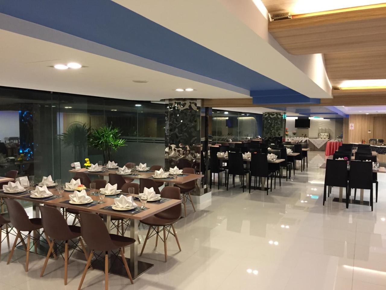 Grand Tower Inn Sathorn Hotel Бангкок Экстерьер фото